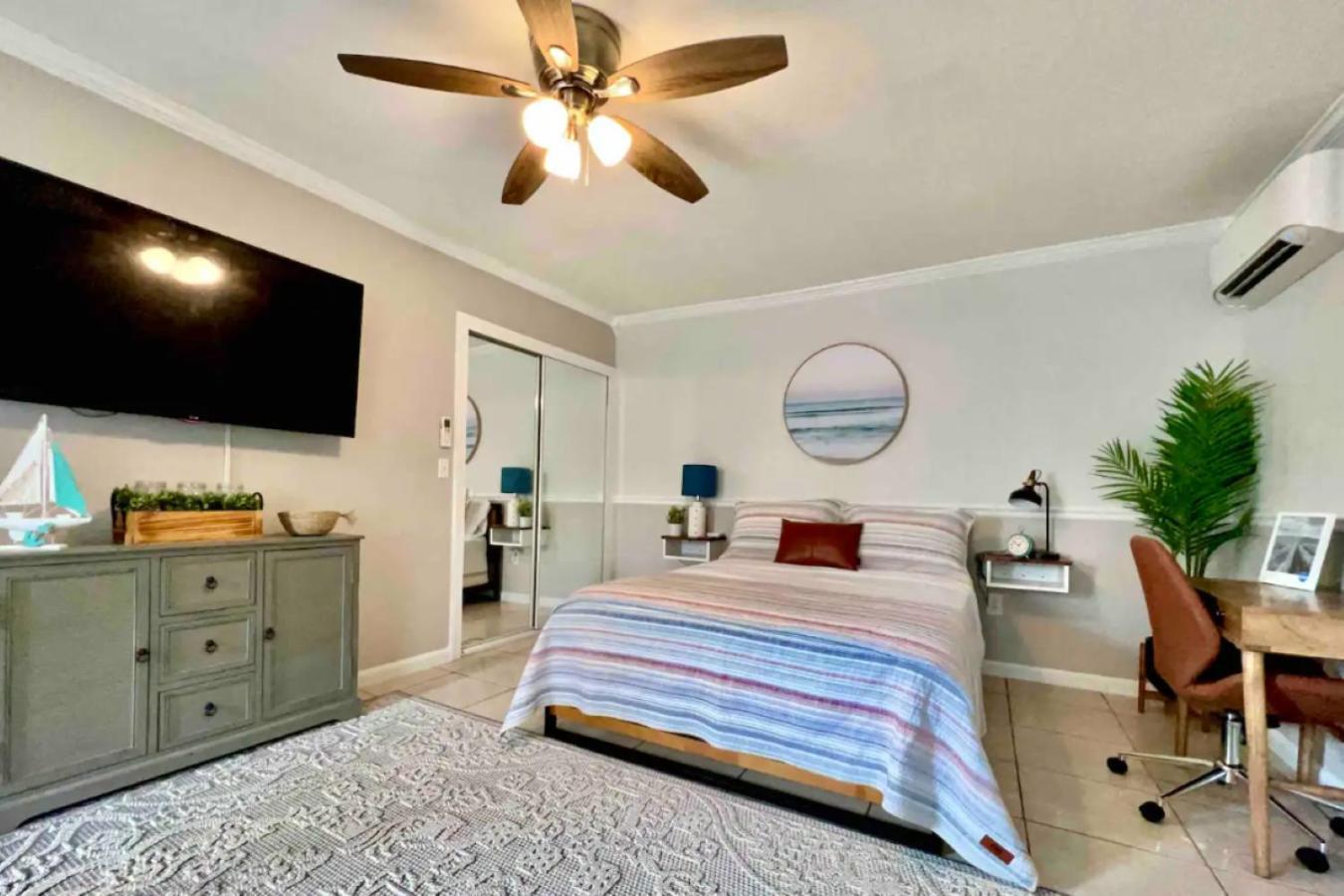 Restful Sleep - Close To Tpa Guest house *